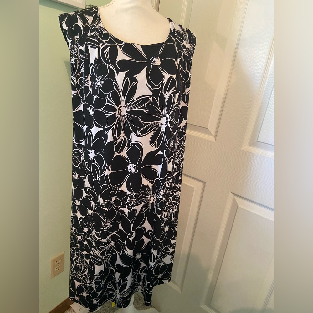 George Black and White Floral Dress